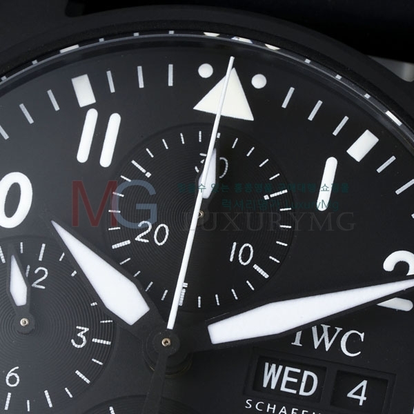  ���̴������� �����ƽ �ð� W69385-1 (41mm)