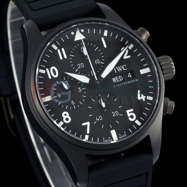  ���̴������� �����ƽ �ð� W69385-1 (41mm)