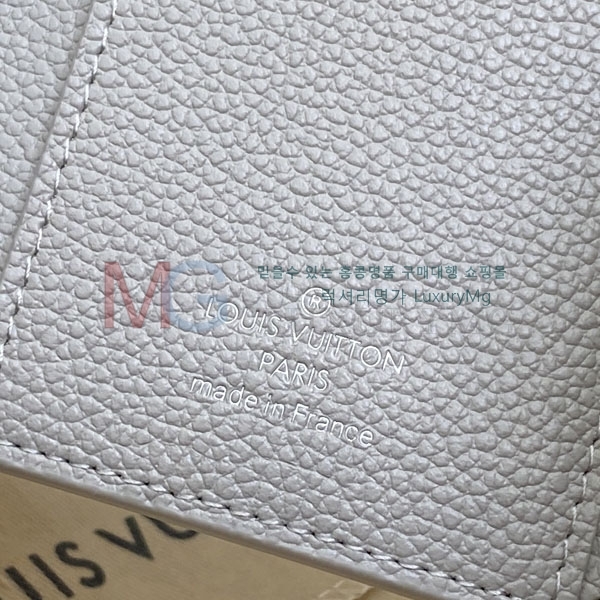 ���̺��� ���丰 ���� M13798-1