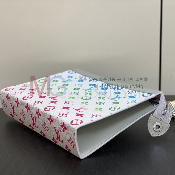 ���̺��� ����Ʈ Ŭ��ġ�� M13907