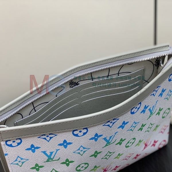 ���̺��� ����Ʈ Ŭ��ġ�� M13907