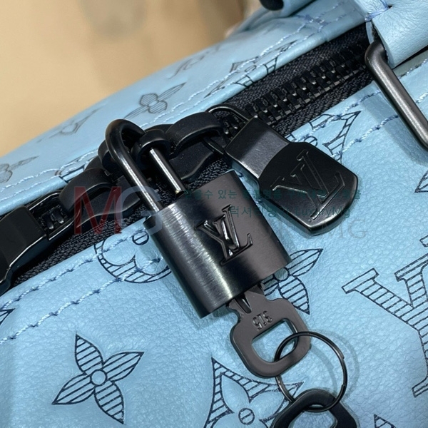 ���̺��� Ű�� �ݵѸ��� 50 M14842