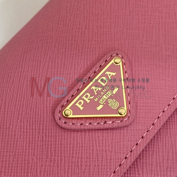 ����� ���ǾƳ� �̴� ũ�ν��� 1NF059-5