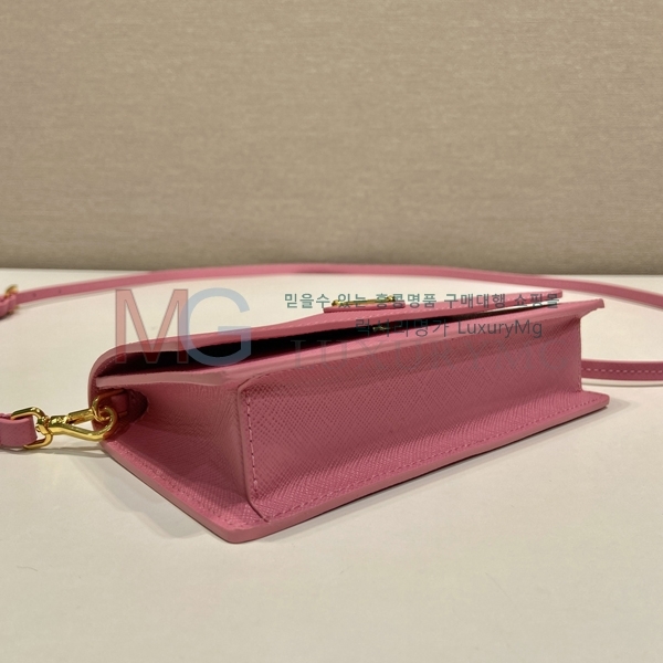 ����� ���ǾƳ� �̴� ũ�ν��� 1NF059-5