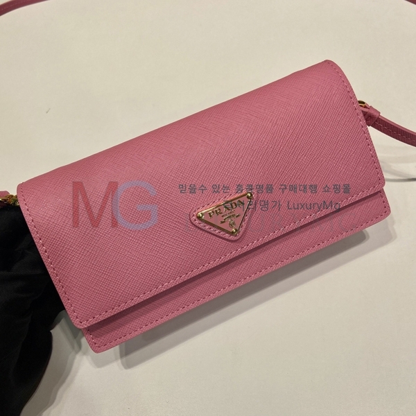 ����� ���ǾƳ� �̴� ũ�ν��� 1NF059-5