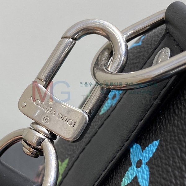 ���̺��� Ű�� �ݵѸ��� 25 M13935-1