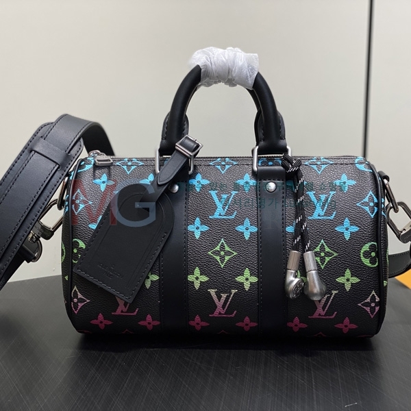 ���̺��� Ű�� �ݵѸ��� 25 M13935-1