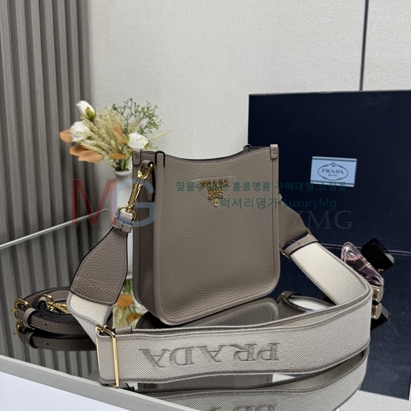 ����� �ﰢ�ΰ� ����� �̴� 1BH191-102