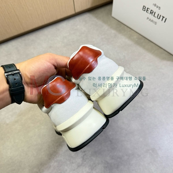 ����Ƽ ���� ����Ŀ�� BT554702