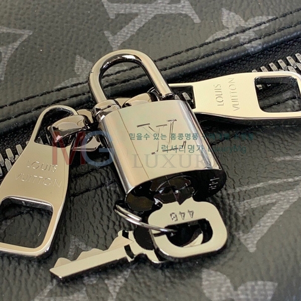 ���̺��� ���˴� �� ���׷� ��Ŭ���� M11512