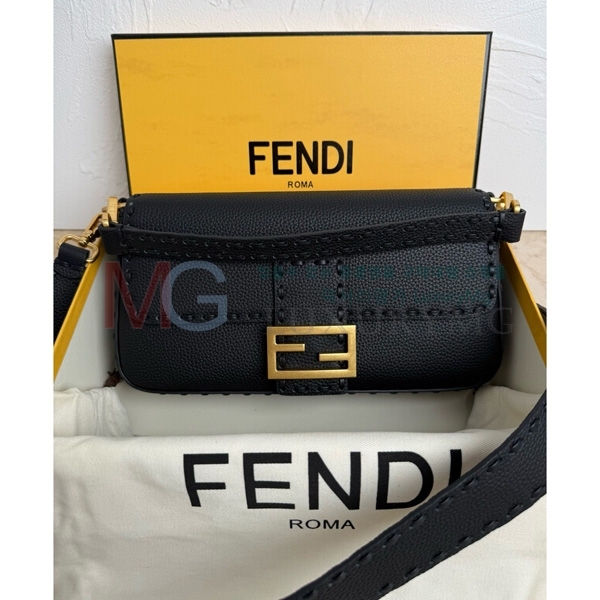 ��� FF �ٰ�Ʈ�� F60006-4