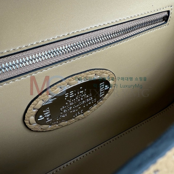 ��� FF �ٰ�Ʈ�� F60006-7