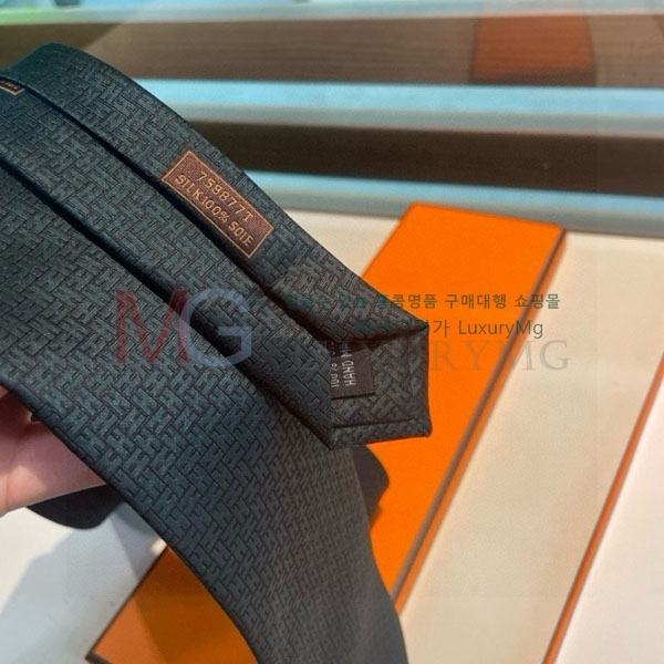 �����޽� ��Ÿ�� HE02223-1