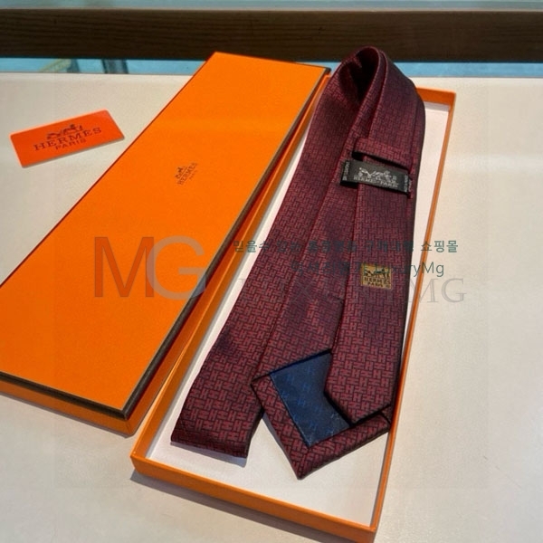 �����޽� ��Ÿ�� HE02223-2