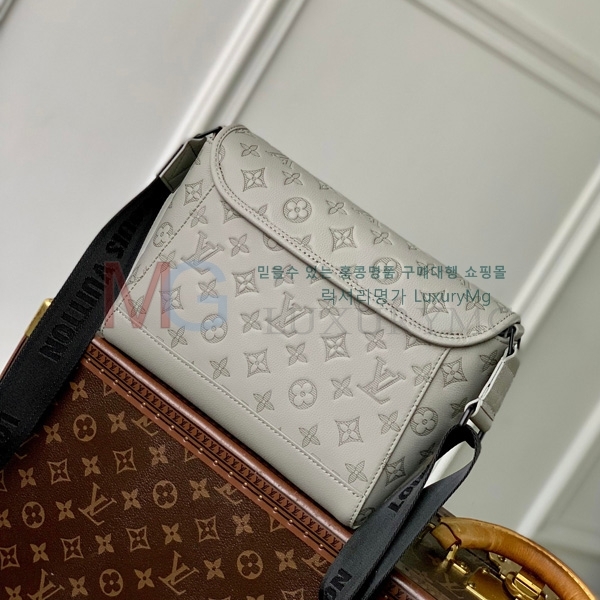 ���̺��� ���޽� �޽��� ũ�ν��� M14912-100