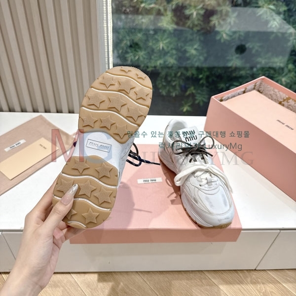�̿�̿� ���� ����Ŀ�� MH6601184-2