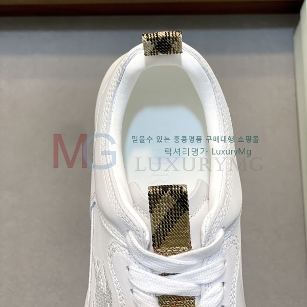 ������ ���� ����Ŀ�� BUR66054-2