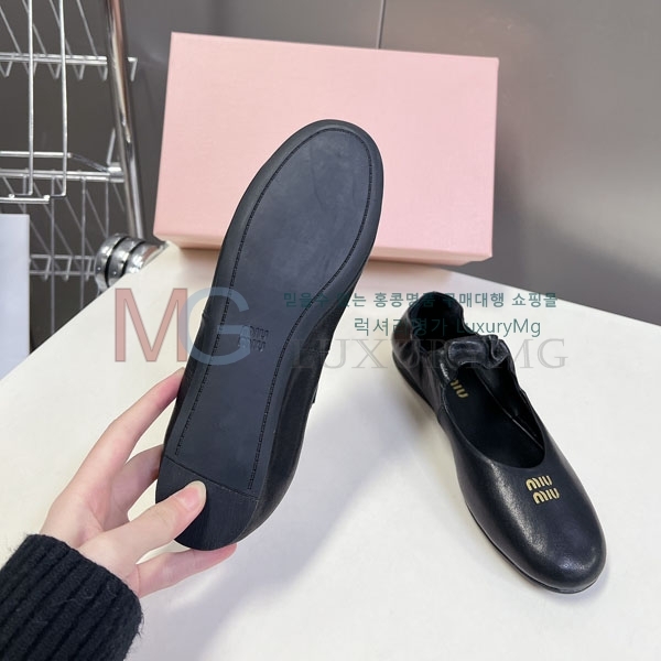 �̿�̿� ���� �÷����� M440234
