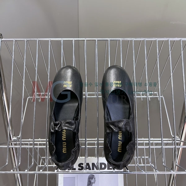 �̿�̿� ���� �÷����� M440234