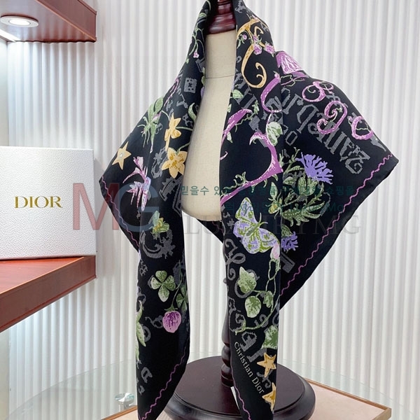 (80�� ����ǰ) ��� ���÷� D550492