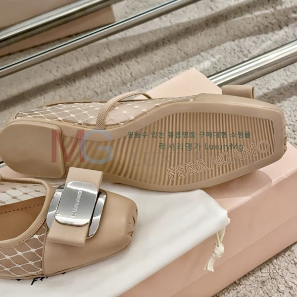 ������� �÷� ���� RV6100340