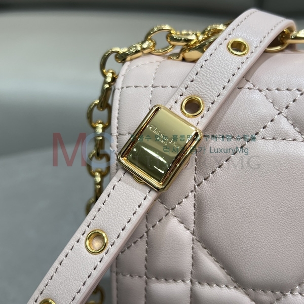 ��� �̵� ī�ι� M9253-5