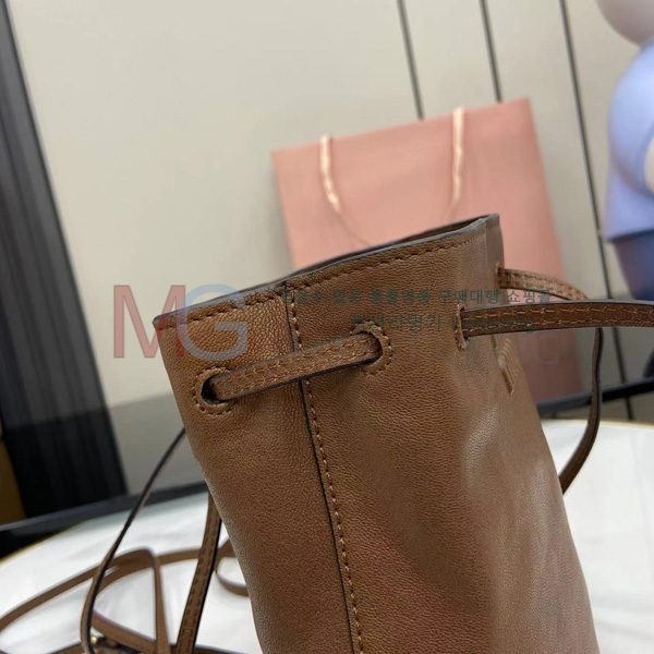 �̿�̿� ���� ���� �̴� �� 5NF460-2