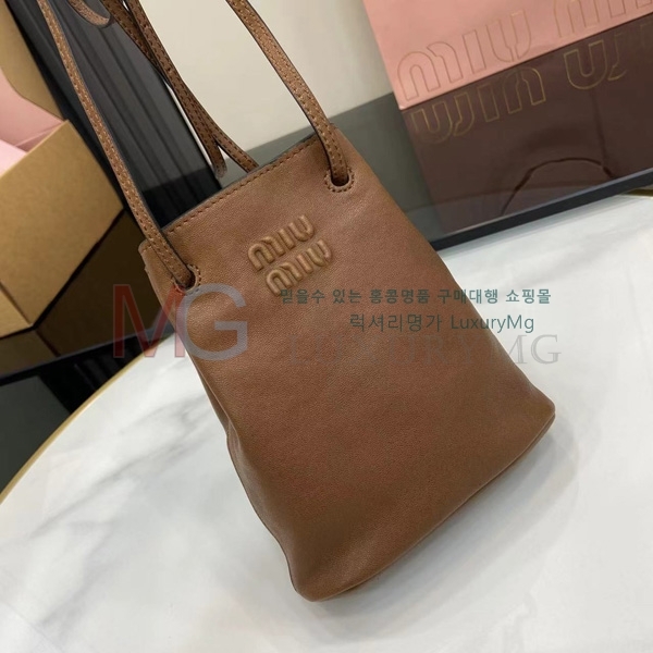 �̿�̿� ���� ���� �̴� �� 5NF460-2