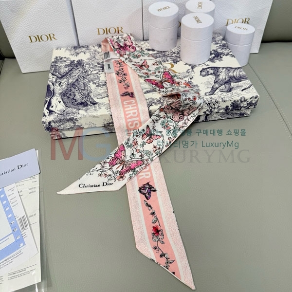 ��� Ʈ���� DU680336