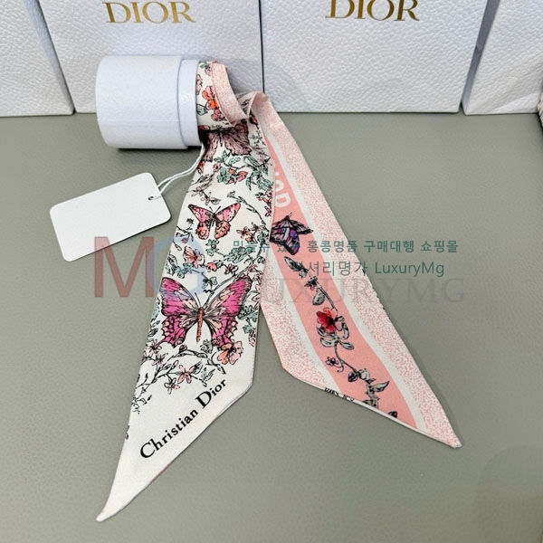 ��� Ʈ���� DU680336