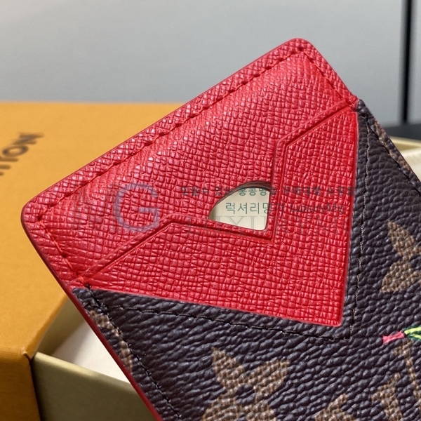 ���̺��� x TM ī��Ȧ�� ����Ʈī��Ʈ �ڼ� ĵ���� M14562-1