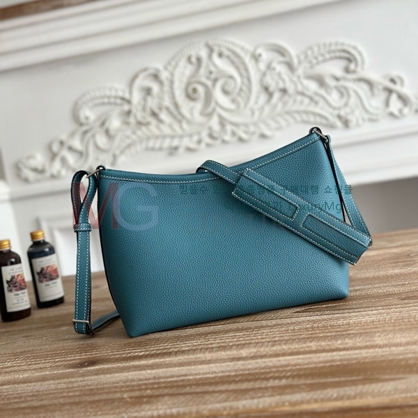 �����޽� Berlingot 23 PM H105001-6