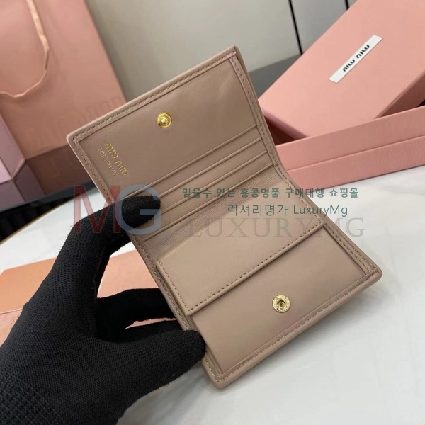 �̿�̿� ���׶�� ���� ���� ������ 5MV204-8