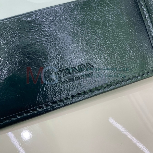 ����� ������ 2M0513-1