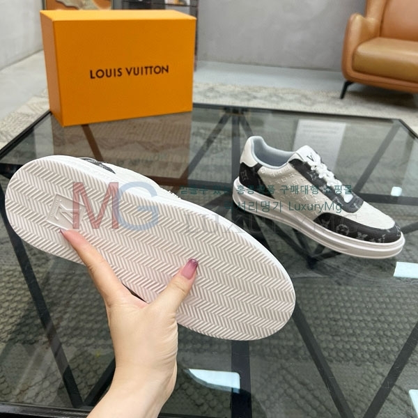 ���� ���̺��� ����Ŀ�� 2LV990611