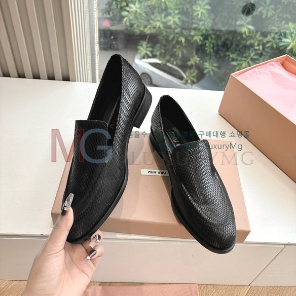���� �̿�̿� ���� MIU66071