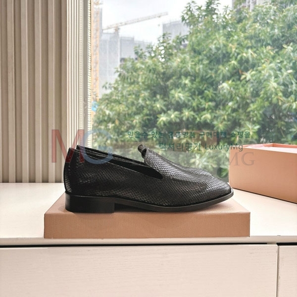 ���� �̿�̿� ���� MIU66071
