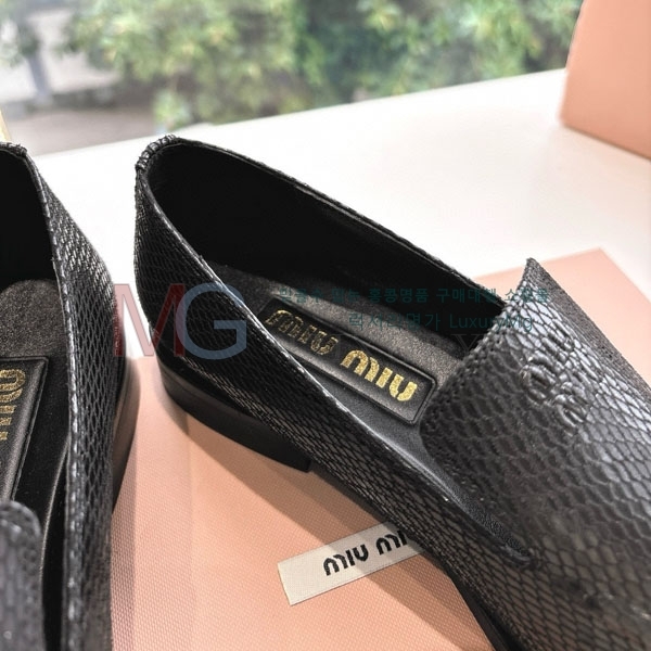 ���� �̿�̿� ���� MIU66071