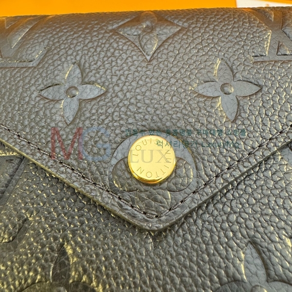 ���̺��� ���丰 ���� M64060-150