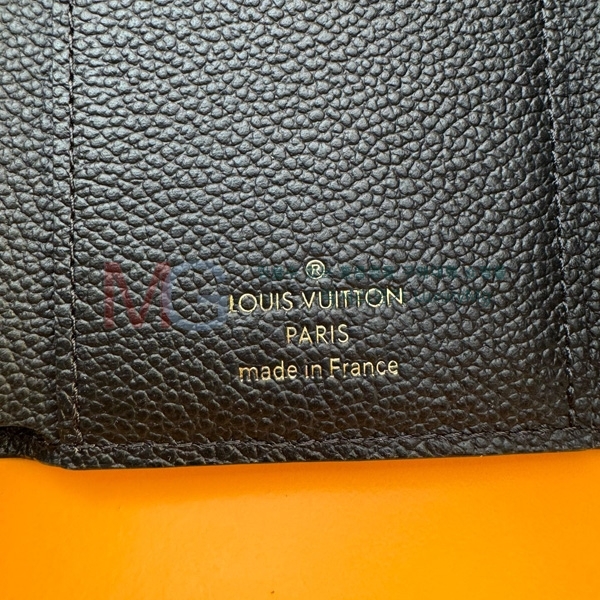 ���̺��� ���丰 ���� M64060-150