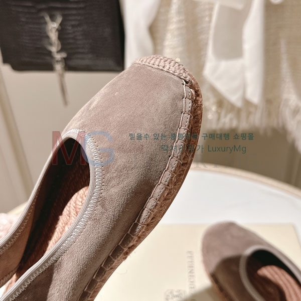 ���ڷ� ��ġ�ڸ� �� �����ĵ� BC300272-2