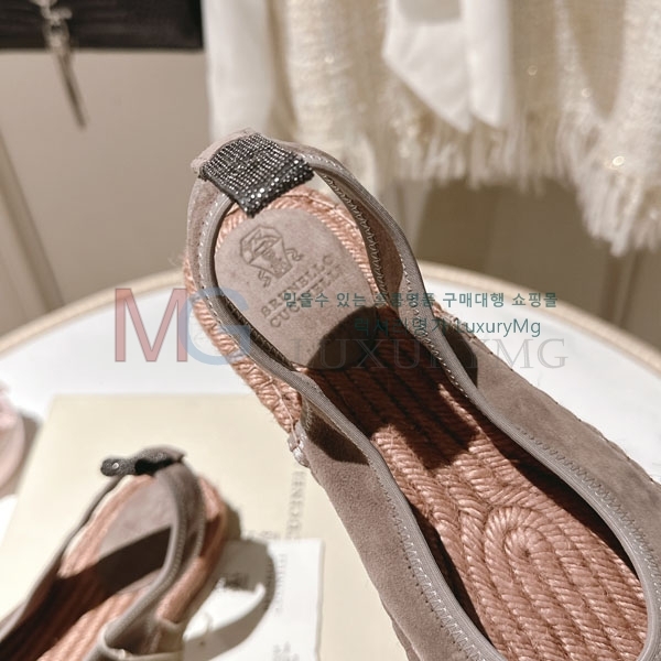 ���ڷ� ��ġ�ڸ� �� �����ĵ� BC300272-2