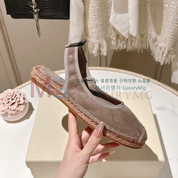 ���ڷ� ��ġ�ڸ� �� �����ĵ� BC300272-2