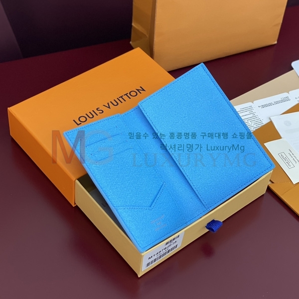 ���̺���  �н���Ʈ Ŀ�� M14876