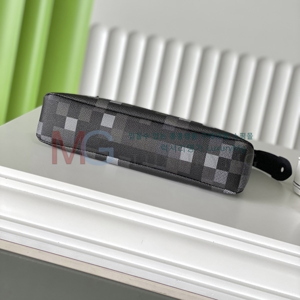���̺��� ����Ʈ ������ Ŭ��ġ�� M14926