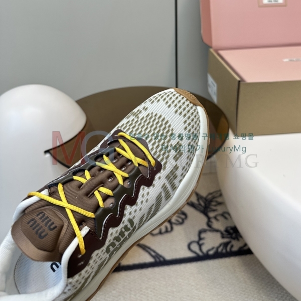 �������� �̿�̿� ����Ŀ�� MH313891-2