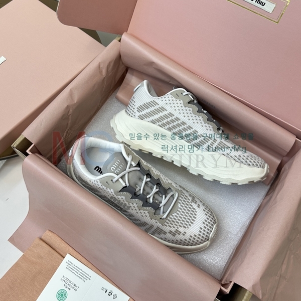 �������� �̿�̿� ����Ŀ�� MH313891-4