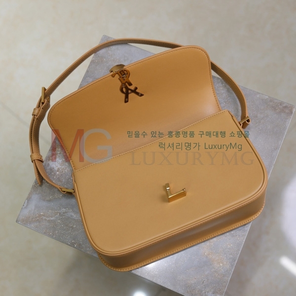 ���ζ� ���丮�� ����� 832330-203