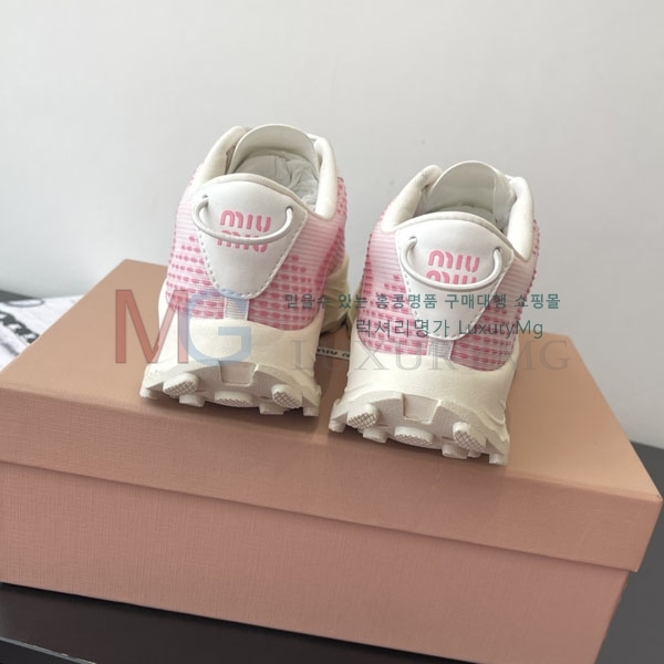 ���� �̿�̿� ����Ŀ�� MIU660321-3