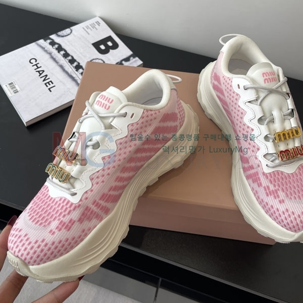 ���� �̿�̿� ����Ŀ�� MIU660321-3